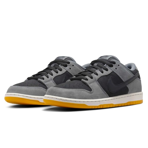 🌚💀 Nike Dunk Low SB Black Smoke Grey 🌚💀